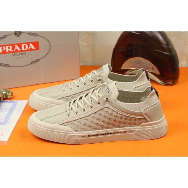 Pra*a casual shoes